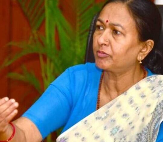 आईएएस राधा रतूड़ी होंगी उत्तराखंड की पहली महिला मुख्य सचिव आईएएस राधा रतूड़ी होंगी उत्तराखंड की पहली महिला मुख्य सचिव