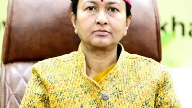 मुख्य सचिव ने जिलाधिकारियों को जनपदों में संचालित हर योजना के आउटकम मॉनिटरिंग की दी सख्त नसीहत