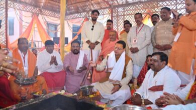 CM धामी ने महारूद्र यज्ञ अनुष्ठान में शामिल होकर यज्ञ में दी आहूति