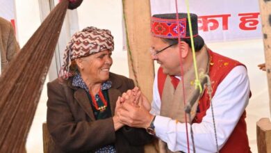 बड़कोट में मुख्यमंत्री धामी का रोड शो, उमड़ा जन सैलाब