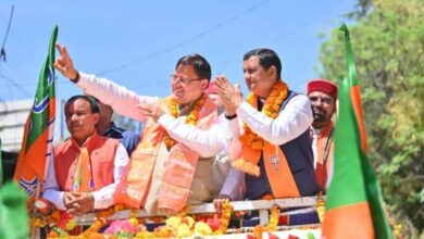 थराली पहुंचे मुख्यमंत्री धामी, पौड़ी प्रत्याशी अनिल बलूनी के समर्थन में किया रोड शो
