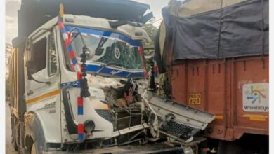 उत्तराखंड में दर्दनाक सड़क हादसा, डंपर की चपेट में आने से तीन लोगों की मौत