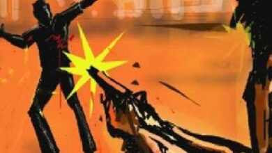 लूट का विरोध करने पर युवक को मारी गोली