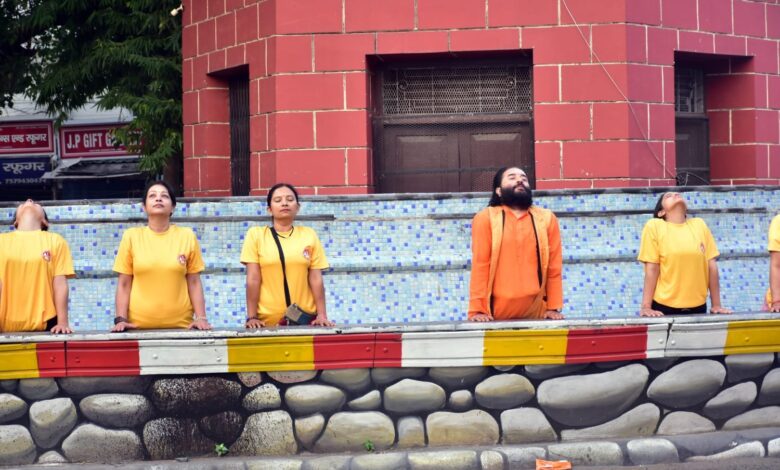 भारतीय योग संस्थान ने किया योग यात्रा का आयोजन भारतीय योग संस्थान ने किया योग यात्रा का आयोजन