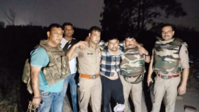 पुलिस मुठभेड़ में दो बदमाश घायल