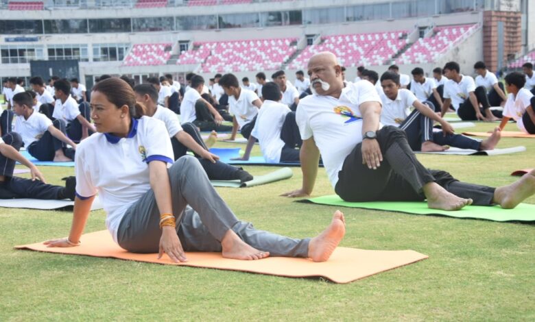 कैबिनेट मंत्री रेखा आर्या ने अंतर्राष्ट्रीय योग दिवस के अवसर पर किया योग, कैबिनेट मंत्री रेखा आर्या ने अंतर्राष्ट्रीय योग दिवस के अवसर पर किया योग,