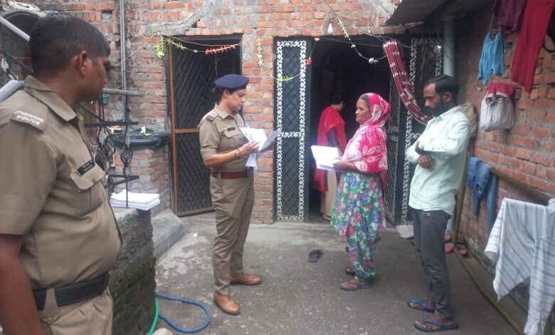 डोईवाला पुलिस ने चलाया सत्यापन अभियान डोईवाला पुलिस ने चलाया सत्यापन अभियान