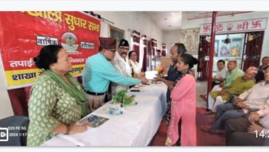 मेघावी छात्र-छात्राओं को बाँटी छात्रवृत्तियाँ