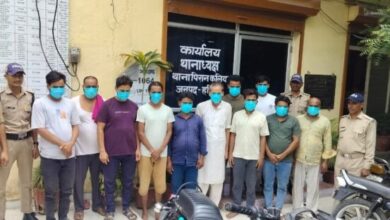 गेस्ट हाउस में चल रहा था देह व्यापार, 8 महिलाओं सहित 19 गिरफ्तार