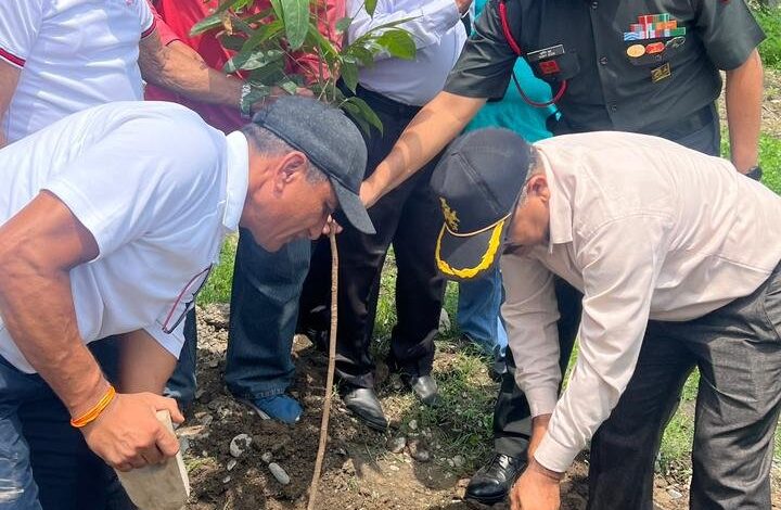 मुख्यालय उत्तराखंड सब एरिया मे वृक्षारोपण अभियान का आयोजन