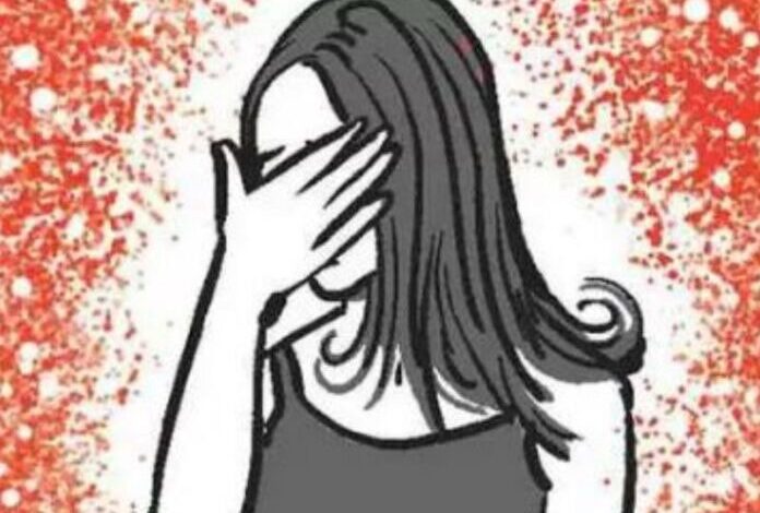 छात्राओं ने प्रोफेसर पर लगाया यौन उत्पीड़न का आरोप