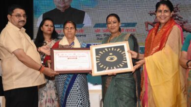 तीलू रौतेली और आंगनवाड़ी कार्यकत्री पुरूस्कार उत्कृष्ट कार्य करने के लिए करते हैं प्रेरित : रेखा आर्या