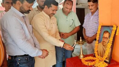 पंडित दीनदयाल उपाध्याय की जयंती पर पुष्पांजलि कार्यक्रम आयोजित