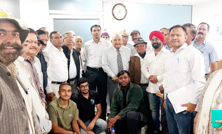 समाजसेवी संगठनों के प्रतिनिधियों ने की जिलाधिकारी से मुलाकात