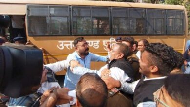 छात्र संघ चुनाव बहाली को लेकर एनएसयूआई कार्यकर्ताओं ने किया सचिवालय कूच