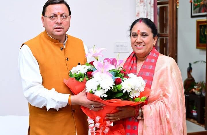 नवनिर्वाचित विधायक श्रीमती आशा नौटियाल ने की सीएम से मुलाकात नवनिर्वाचित विधायक श्रीमती आशा नौटियाल ने की सीएम से मुलाकात