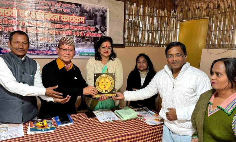 उत्तराखंड आंदोलन के प्रत्यक्षदर्शी पत्रकारों का सम्मान उत्तराखंड आंदोलन के प्रत्यक्षदर्शी पत्रकारों का सम्मान