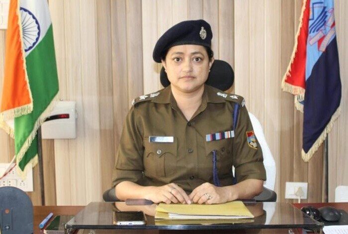एसपी उत्तरकाशी ने किया सीमांत क्षेत्र हर्षिल का दौरा एसपी उत्तरकाशी ने किया सीमांत क्षेत्र हर्षिल का दौरा