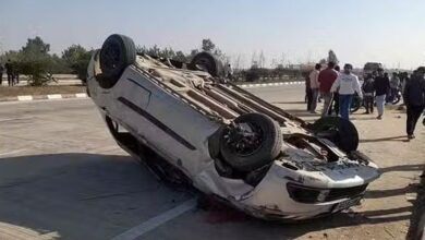 बरात की कार अनियंत्रित होकर पलटी, दो युवकों की मौत