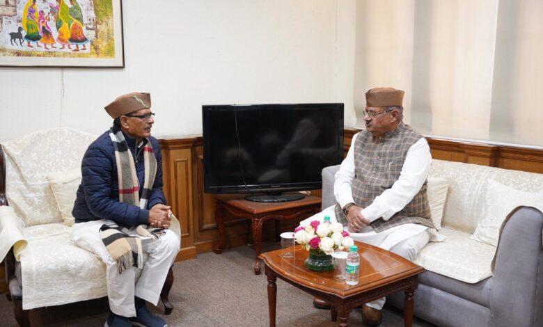 कैबिनेट मंत्री जोशी ने की केंद्रीय ग्रामीण विकास मंत्री से मुलाकात कैबिनेट मंत्री जोशी ने की केंद्रीय ग्रामीण विकास मंत्री से मुलाकात