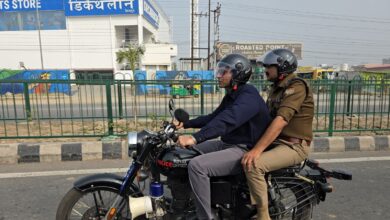 प्रत्येक जीवन अमूल्य, न्यायालय द्वारा दी गई शक्तियों का प्रयोग करें : डीएम