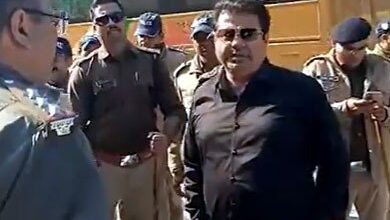 बैठक में भाग लेने जा रहे खानपुर विधायक उमेश कुमार को पुलिस ने लिया हिरासत में