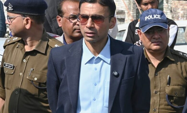 कौशल शिक्षा देने के लिये डीएम ने उठाया बीड़ा