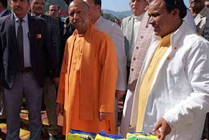 आज चार स्कूलों का करेंगे निरीक्षण, इस विद्यालय को खास सजाया गया