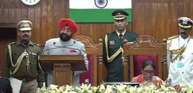 अभिभाषण के दौरान विपक्ष का हंगामा, वेल में जाकर की नारेबाजी