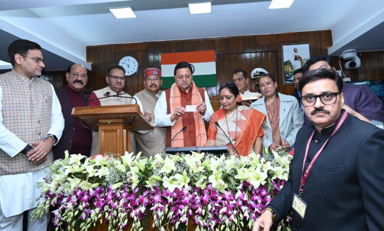 उत्तराखंड विधानसभा को पूरी तरह डिजिटल बनाने की दिशा में ऐतिहासिक कदम उत्तराखंड विधानसभा को पूरी तरह डिजिटल बनाने की दिशा में ऐतिहासिक कदम