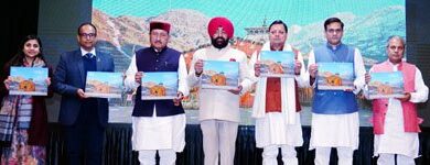 कॉफी टेबल बुक ‘श्री केदारनाथ जी क्षेत्र में आपदा प्रबंधन पर एक और प्रयास’ का विमोचन