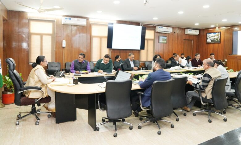 सीएस ने योजनाओं की महिला लाभार्थियों की सटीक जानकारी तलब की सीएस ने योजनाओं की महिला लाभार्थियों की सटीक जानकारी तलब की