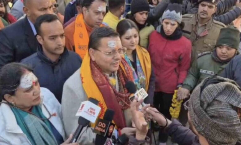 Uttarakhand: केदारनाथ धाम के कपाट खुले, सीएम धामी आशीर्वाद लेने पहुंचे, पीएम मोदी के नाम से हुई पहली पूजा