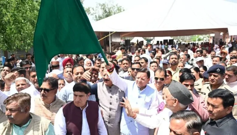 Uttarakhand News: चारधाम यात्रा 2026- CM धामी ने बसों को दिखाई हरी झंडी, बोले—हर श्रद्धालु को सुरक्षा, सम्मान और सुगम यात्रा हमारा लक्ष्य…