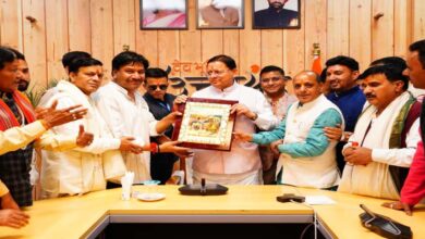 Uttarakhand News- पर्यटन को बढ़ावा: चारधाम यात्रा में नहीं होगी यात्रियों की सीमा, CM धामी के फैसले पर पुरोहितों और संगठनों ने जताया आभार….