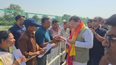 Uttarakhand News: CM धामी ने सुनी जनता की समस्याएं, अधिकारियों को दिए त्वरित समाधान और किसानों को खाद उपलब्ध कराने के निर्देश….