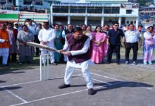 Uttarakhand News: पिथौरागढ़ को मिली नई खेल सौगात, CM धामी ने क्रिकेट स्टेडियम का किया लोकार्पण, मैदान में खेली बल्लेबाजी पारी…..