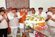 Uttarakhand News: मुख्यमंत्री पुष्कर सिंह धामी ने भुवन चंद्र खंडूरी को अर्पित की श्रद्धांजलि, कहा- उनका पूरा जीवन राष्ट्रसेवा और जनकल्याण के मूल्यों का प्रेरणादायी उदाहरण रहा…..