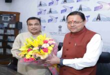 Uttarakhand News: उत्तराखंड के सड़क नेटवर्क को मिलेगी नई रफ्तार, CM धामी ने नितिन गडकरी से की मुलाकात, सड़क विकास परियोजनाओं पर बनी रणनीति….