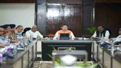 Uttarakhand News: CM धामी ने मानसून सीजन की तैयारियों की समीक्षा, प्रदेश की सभी सड़कों को गड्ढा मुक्त करने के दिए निर्देश…..
