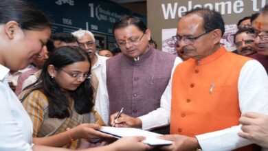 Uttarakhand News: शिवराज सिंह चौहान ने किया पूर्व छात्र सम्मेलन का उद्घाटन, सीएम धामी बोले- विकास की राह पर तेजी से बढ़ रहा उत्तराखंड…..