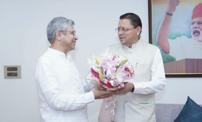 रेल मंत्री से मिले सीएम धामी: मुंबई-दून वंदे भारत पर केंद्र की सहमति; उत्तराखंड में बढ़ेगी रेल कनेक्टिविटी