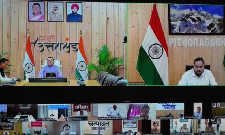 मानसून को लेकर सीएम धामी का अलर्ट, 15 अक्तूबर तक प्रदेश की सभी सड़कें होंगी गड्ढामुक्त