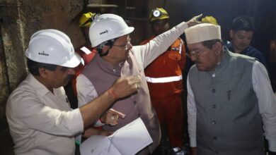 टनल हादसा: सीएम ने अंदर जाकर लिया रेस्क्यू अभियान का जायजा