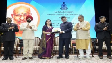Uttarakhand News: LBSNAA में IAS ट्रेनिंग पूरी, उपराष्ट्रपति ने कहा- विकास का लाभ अंतिम व्यक्ति तक पहुंचाना प्रशासन की जिम्मेदारी…..