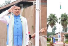 80th Independence Day : मुख्यमंत्री पुष्कर सिंह धामी ने शासकीय आवास पर फहराया तिरंगा, अमर बलिदानियों को किया नमन….