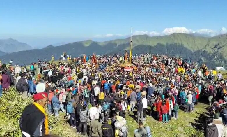होमकुंड से कैलाश रवाना हुए तीन चौसिंगा खाड़ू, 23 सितंबर को कुरूड़ में होगा समापन होमकुंड से कैलाश रवाना हुए तीन चौसिंगा खाड़ू, 23 सितंबर को कुरूड़ में होगा समापन