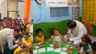 Uttarakhand News: बच्चों के बीच पहुंचे CM धामी, खुद परोसा खाना; गोदभराई से अन्नप्राशन तक निभाईं रस्में, आंगनबाड़ी कार्यकत्रियों और आशा कार्यकर्ताओं का किया सम्मान…..