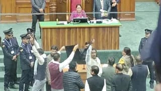 हंगामे के बीच अनुपूरक बजट समेत 10 विधेयक पारित, सदन अनिश्चितकाल के लिए स्थगित। हंगामे के बीच अनुपूरक बजट समेत 10 विधेयक पारित, सदन अनिश्चितकाल के लिए स्थगित।