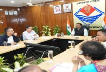 Uttarakhand News: उत्तराखंड में 108 एम्बुलेंस सेवा पर मुख्य सचिव सख्त, 3 लाख किमी चल चुकीं 50 पुरानी गाड़ियां जल्द बदलने के निर्देश….